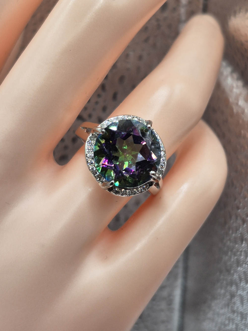 Mystic Green-Purple Halo Ring for Women
